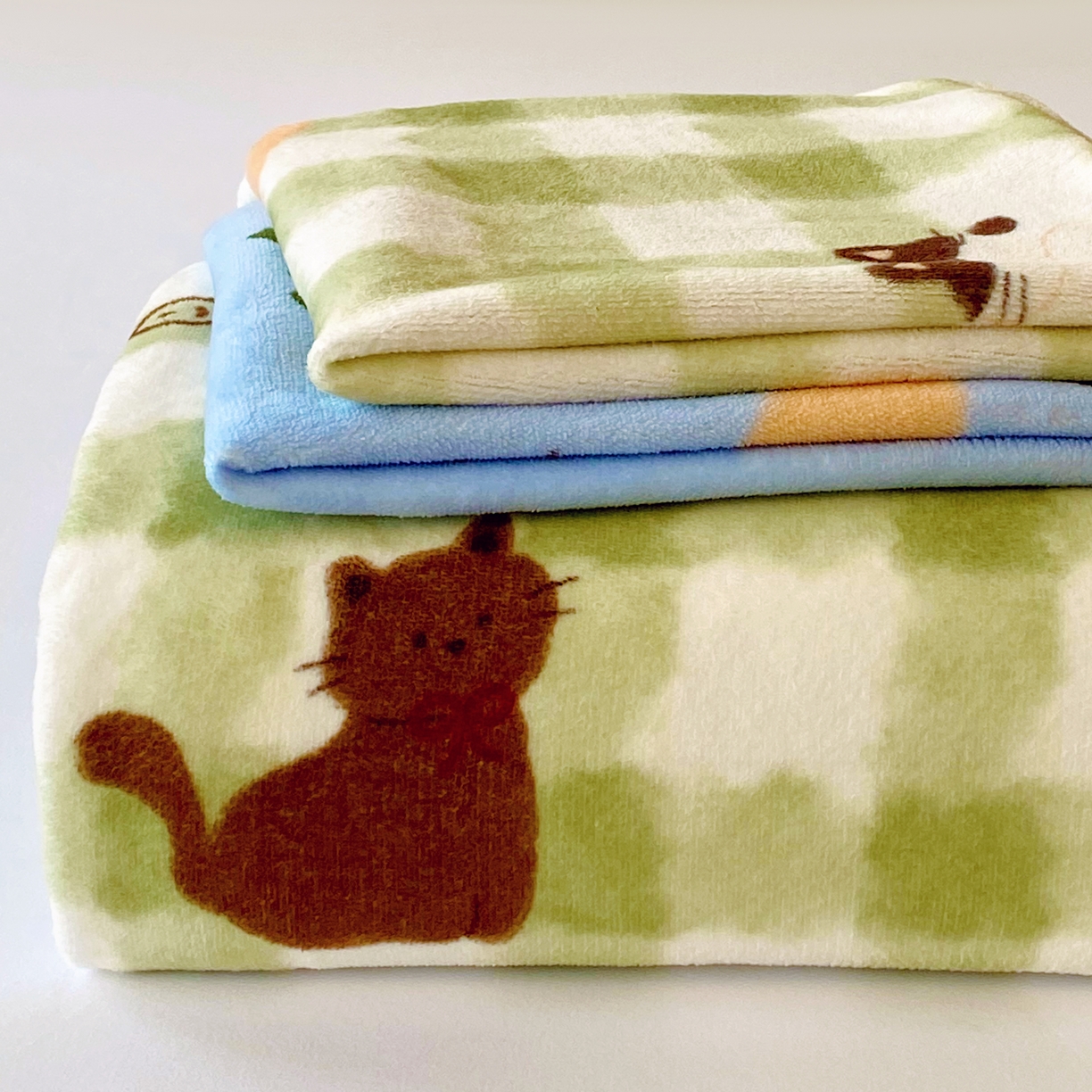 91家纺网 家纺一手货源 找家纺 （总）葡萄家 2025年新款牛奶绒印花单床单萌系卡通床单款