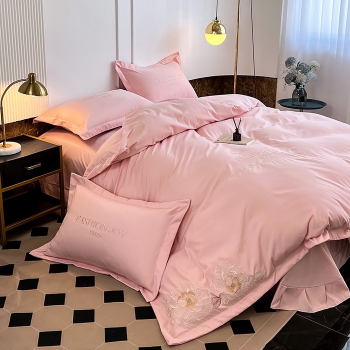 91家纺网 家纺一手货源 找家纺 梵克保罗 2025秋冬新款直播热卖长绒棉刺绣花边四件套-繁星系列 繁星-玫瑰粉