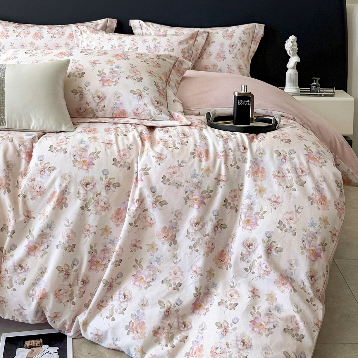 91家纺网 家纺一手货源 找家纺 梵克保罗 2025秋冬新款数码印花全棉磨毛单被套三件套四件套系列 花屿间-粉