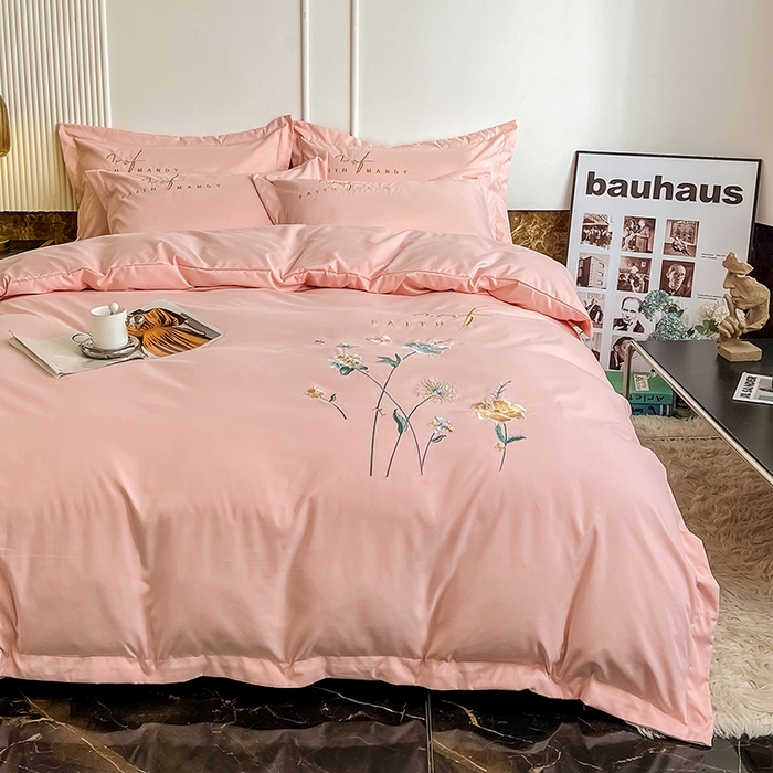 91家纺网 家纺一手货源 找家纺 梵克保罗 2025秋冬新品直播热卖长绒棉刺绣花边四件套-烟雨花都 烟雨花都-玫瑰粉