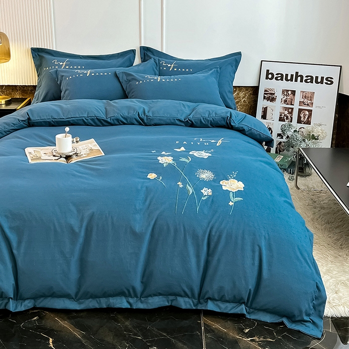 91家纺网 家纺一手货源 找家纺 梵克保罗 2025秋冬新品直播热卖长绒棉刺绣花边四件套-烟雨花都 烟雨花都-钻石蓝