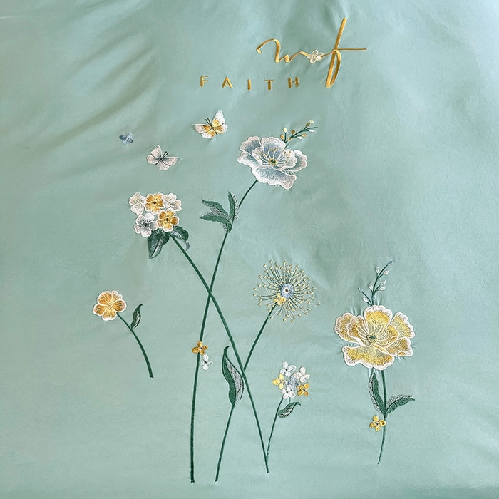 91家纺网 家纺一手货源 找家纺 梵克保罗 2025秋冬新品直播热卖长绒棉刺绣花边四件套-烟雨花都 烟雨花都-梵星绿