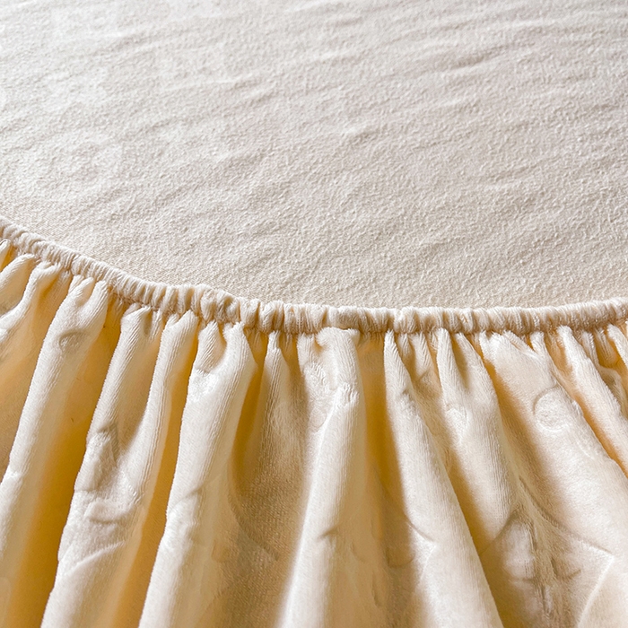 91家纺网 家纺一手货源 找家纺 曼陀罗 2025秋冬新款牛奶绒纯色单床笠 床笠单件-爱乐维 爱乐维-暖白