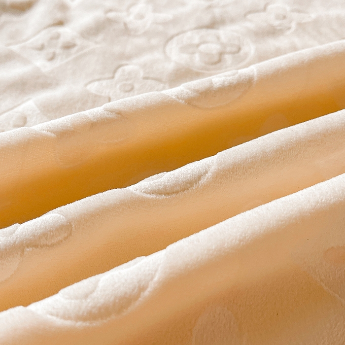 91家纺网 家纺一手货源 找家纺 曼陀罗 2025秋冬新款牛奶绒纯色单床笠 床笠单件-爱乐维 爱乐维-暖白