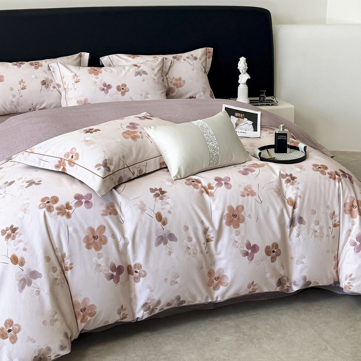 91家纺网 家纺一手货源 找家纺 梵克保罗 2025秋冬新款数码印花全棉磨毛单被套三件套四件套系列 惊鸿-粉