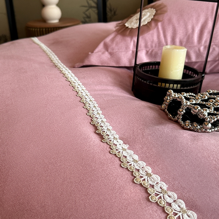 91家纺网 家纺一手货源 找家纺 （总）梵克保罗 2025秋冬新款加厚肌理纹碳素磨毛刺绣贴布绣花边新中式四件套-奢香夫人