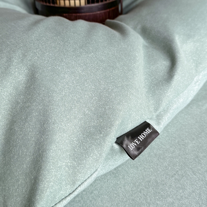 91家纺网 家纺一手货源 找家纺 梵克保罗 2025秋冬新款加厚肌理纹碳素磨毛刺绣贴布绣花边新中式四件套-奢香夫人 绿色