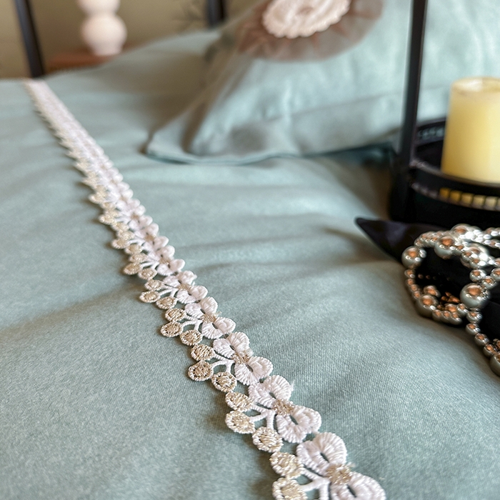 91家纺网 家纺一手货源 找家纺 梵克保罗 2025秋冬新款加厚肌理纹碳素磨毛刺绣贴布绣花边新中式四件套-奢香夫人 绿色