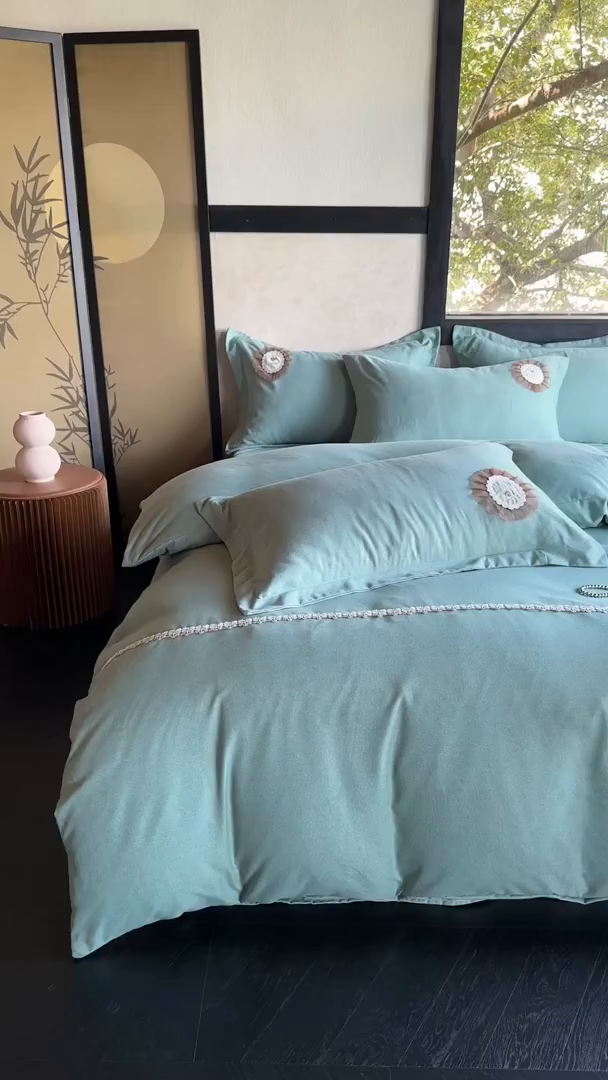 91家纺网 家纺一手货源 找家纺 梵克保罗 2025秋冬新款加厚肌理纹碳素磨毛刺绣贴布绣花边新中式四件套-奢香夫人 绿色