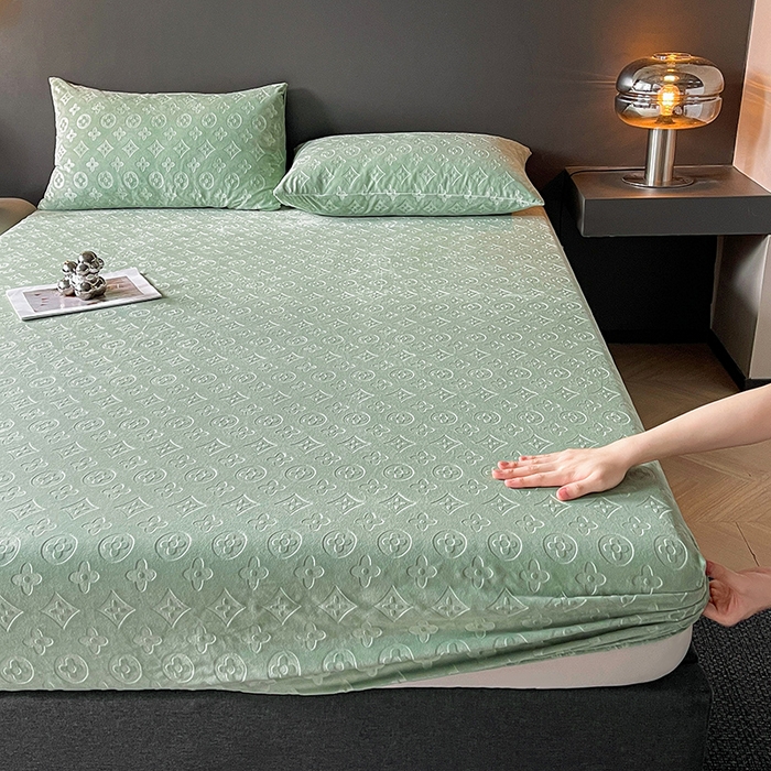 91家纺网 家纺一手货源 找家纺 曼陀罗 2025秋冬新款牛奶绒纯色单床笠 床笠单件-爱乐维 爱乐维-湖绿