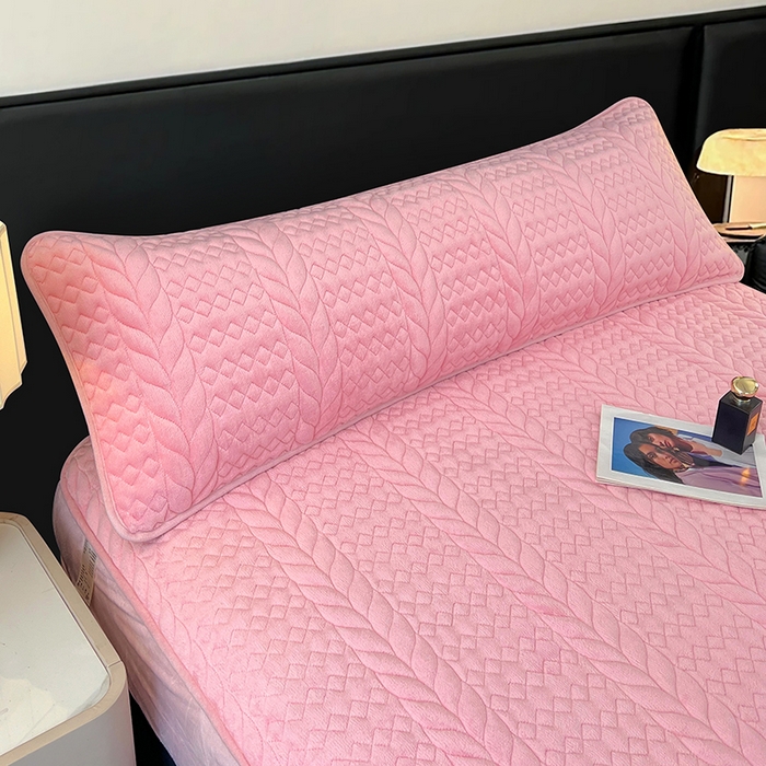 91家纺网 家纺一手货源 找家纺 （总）梦舒羽 2025新款牛奶绒夹棉枕套情侣双人加长枕芯套枕头套-轻奢