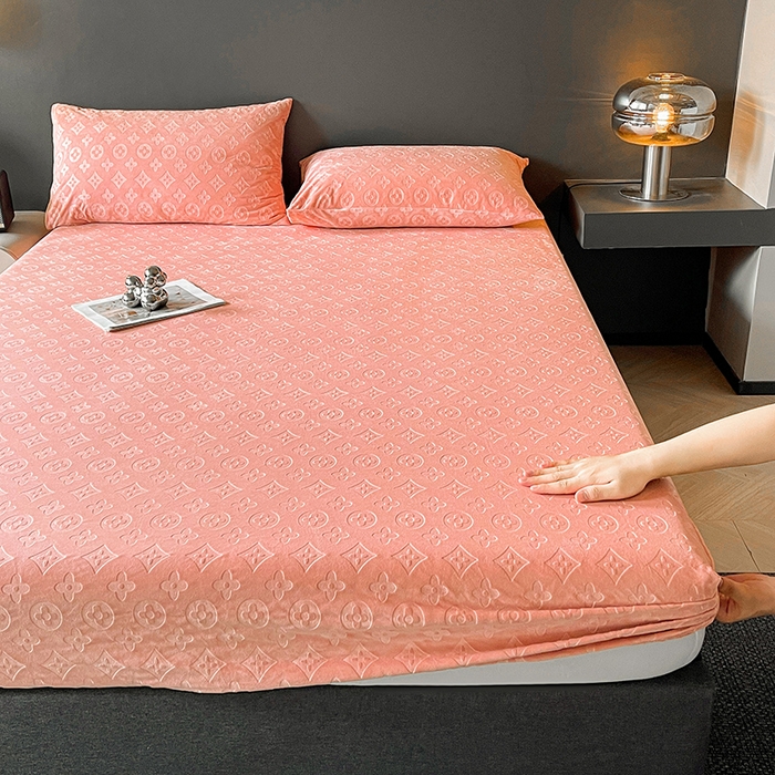 91家纺网 家纺一手货源 找家纺 曼陀罗 2025秋冬新款牛奶绒纯色单床笠 床笠单件-爱乐维 爱乐维-暖玉