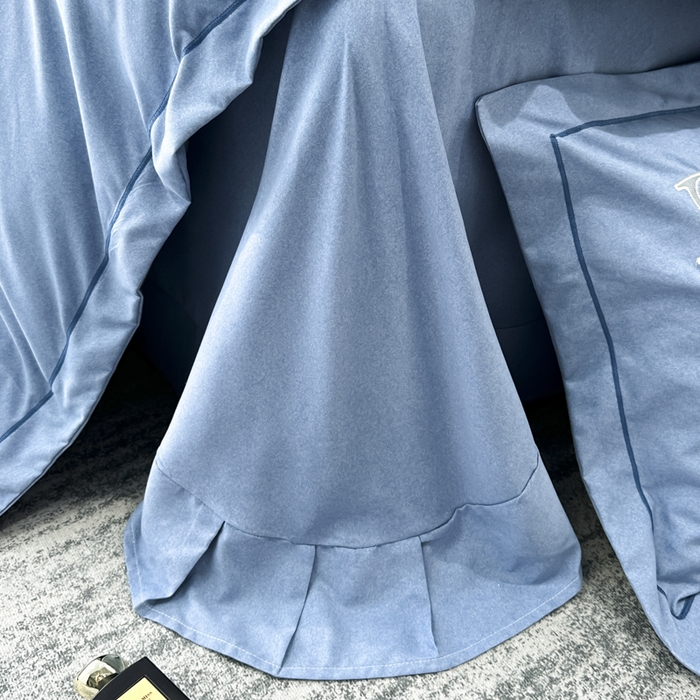 91家纺网 家纺一手货源 找家纺 梵克保罗 2025秋冬新款加厚保暖轻奢肌理纹碳素磨毛刺绣四件套-邂逅 宾利兰