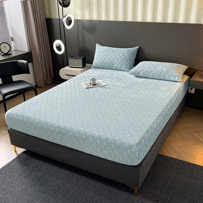 91家纺网 家纺一手货源 找家纺 曼陀罗 2025秋冬新款牛奶绒纯色单床笠 床笠单件-爱乐维 爱乐维-雾蓝