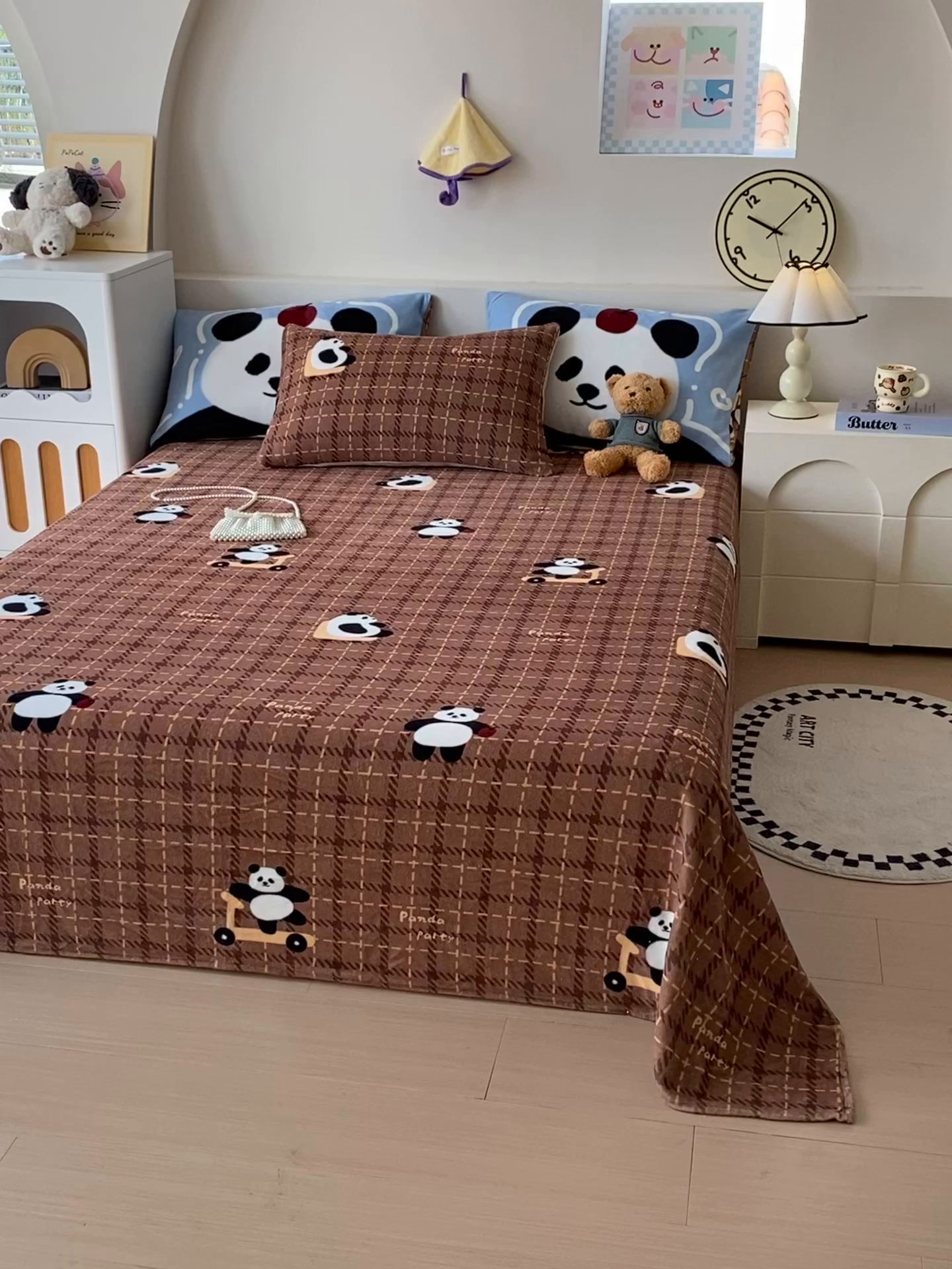 91家纺网 家纺一手货源 找家纺 （总）葡萄家 2025年新款牛奶绒印花单床单萌系卡通床单款