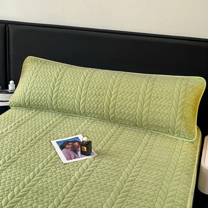 91家纺网 家纺一手货源 找家纺 梦舒羽 2025新款牛奶绒夹棉枕套情侣双人加长枕芯套枕头套-轻奢 轻奢包边款-果绿