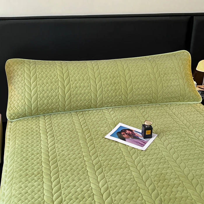 91家纺网 家纺一手货源 找家纺 梦舒羽 2025新款牛奶绒夹棉枕套情侣双人加长枕芯套枕头套-轻奢 轻奢包边款-果绿