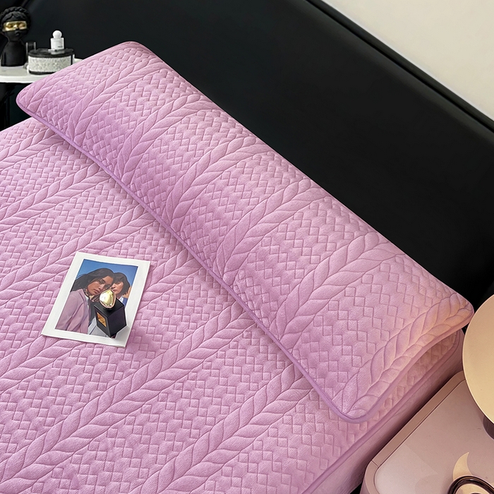 91家纺网 家纺一手货源 找家纺 梦舒羽 2025新款牛奶绒夹棉枕套情侣双人加长枕芯套枕头套-轻奢 轻奢包边款-梦幻紫