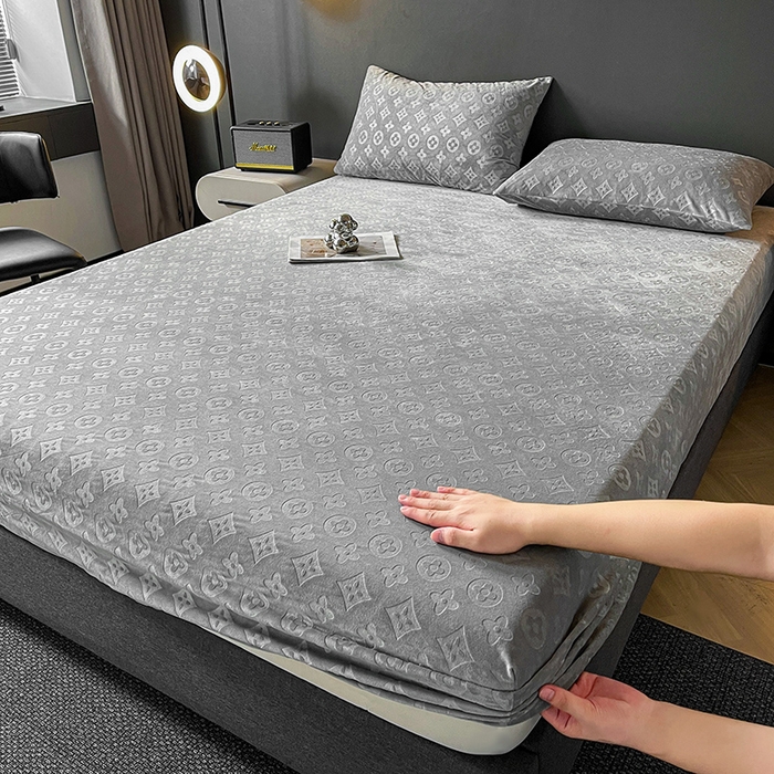 91家纺网 家纺一手货源 找家纺 曼陀罗 2025秋冬新款牛奶绒纯色单床笠 床笠单件-爱乐维 爱乐维-夜灰