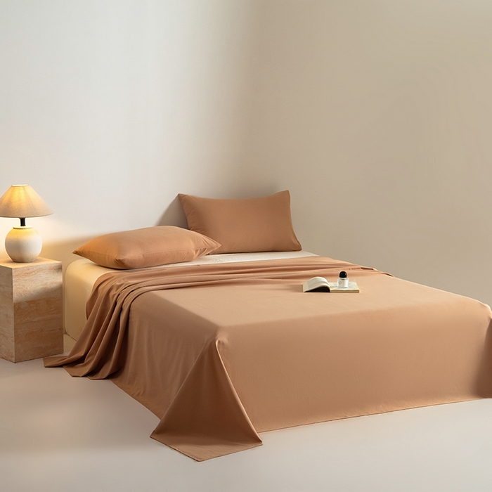 91家纺网 家纺一手货源 找家纺 Mr.pig猪先生水洗棉 2025新款A类50支双股全棉纯棉贡缎磨毛单床单 太妃棕