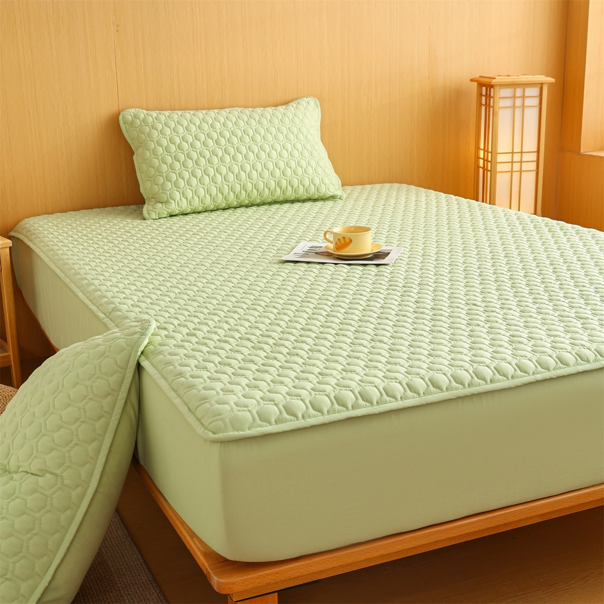 91家纺网 家纺一手货源 找家纺 恒爱家纺 2025新款全棉绗绣单品床笠 嫩绿