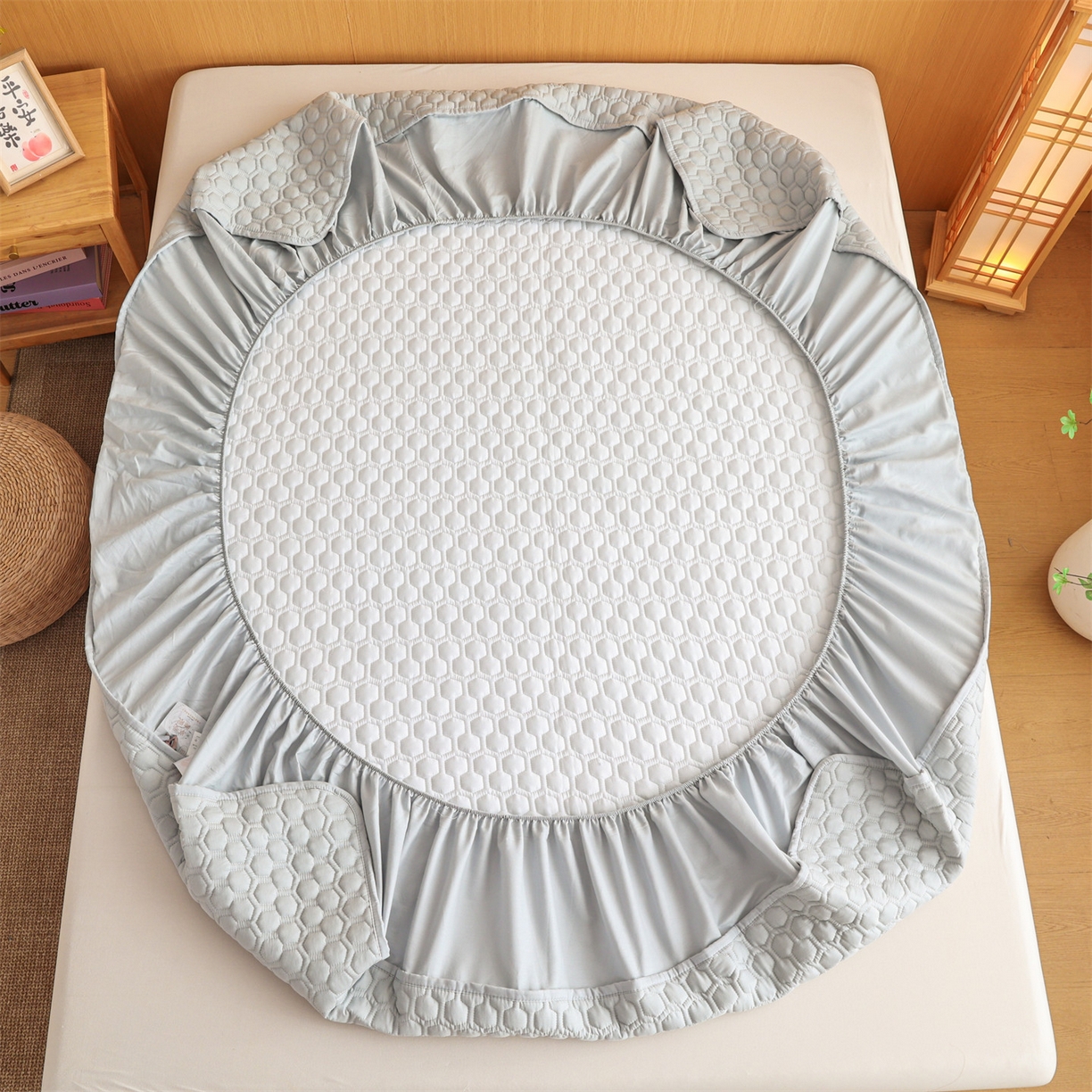 91家纺网 家纺一手货源 找家纺 恒爱家纺 2025新款全棉绗绣单品床笠 梧桐灰