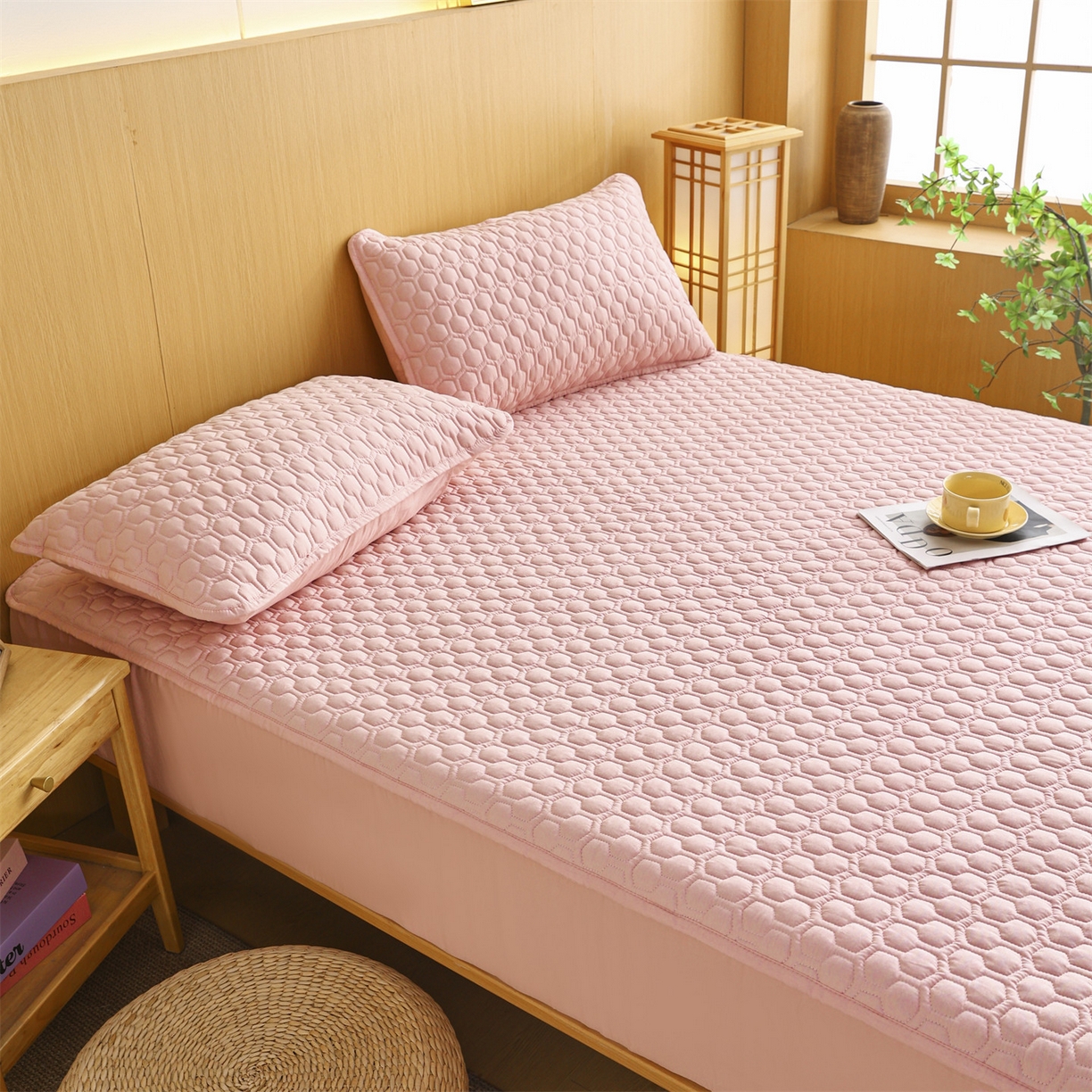 91家纺网 家纺一手货源 找家纺 恒爱家纺 2025新款全棉绗绣单品床笠 水柿粉