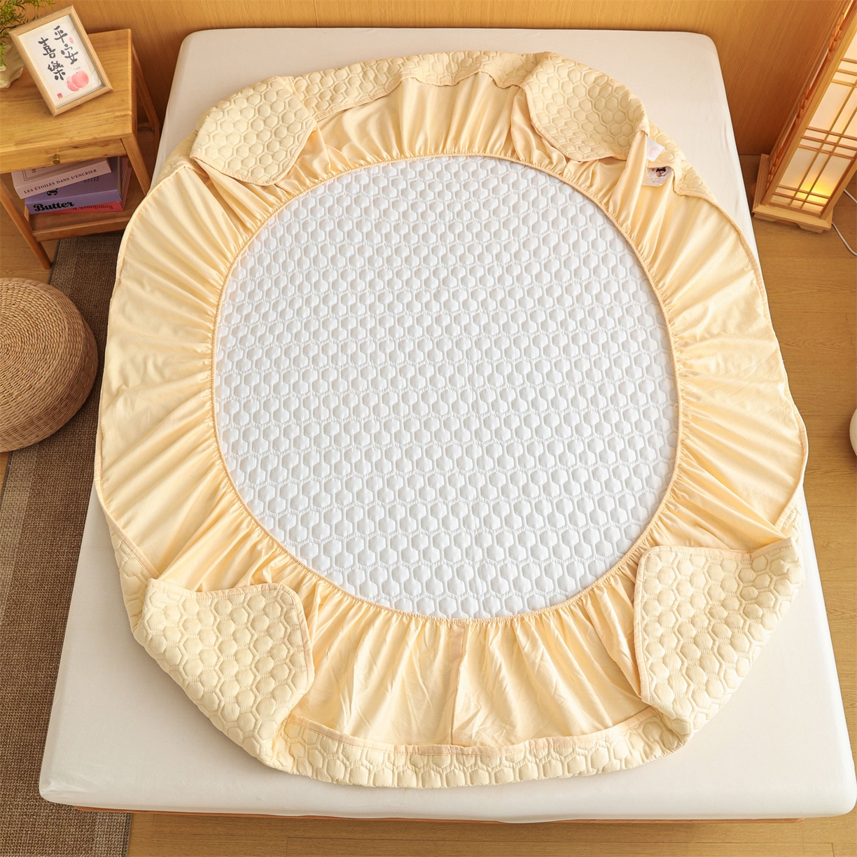 91家纺网 家纺一手货源 找家纺 恒爱家纺 2025新款全棉绗绣单品床笠 米杏