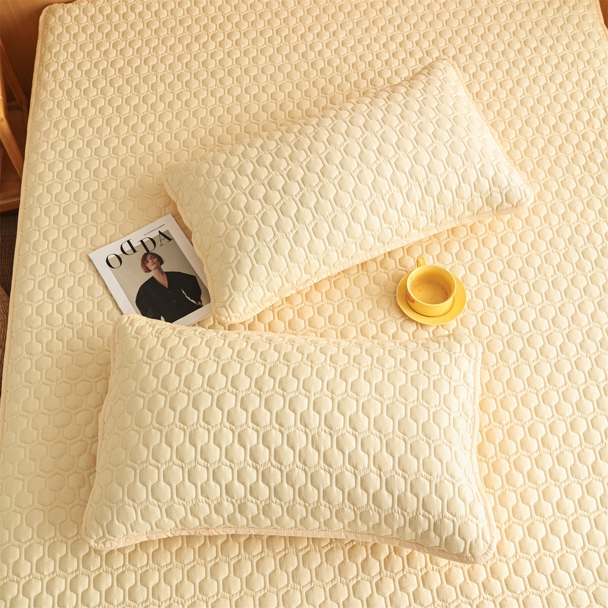 91家纺网 家纺一手货源 找家纺 恒爱家纺 2025新款全棉绗绣单品床笠 米杏