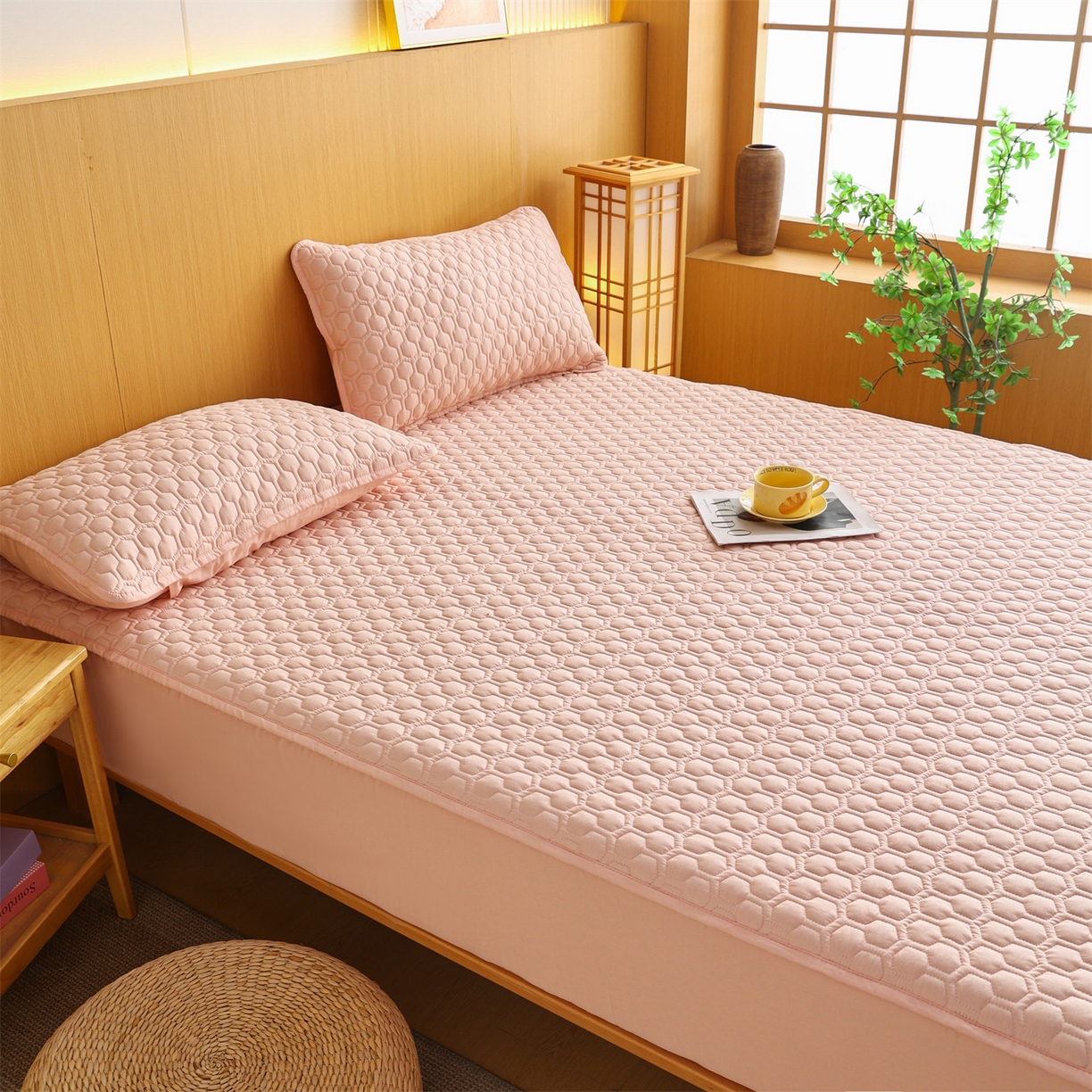 91家纺网 家纺一手货源 找家纺 恒爱家纺 2025新款全棉绗绣单品床笠 奶油粉