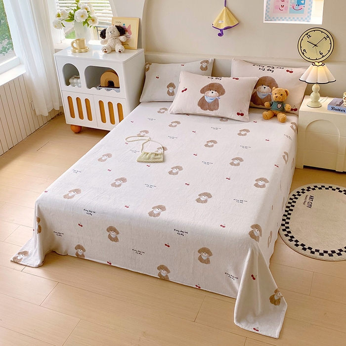 91家纺网 家纺一手货源 找家纺 葡萄家 2025年新款牛奶绒印花单床单萌系卡通床单款 比熊