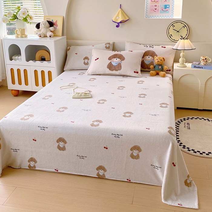 91家纺网 家纺一手货源 找家纺 葡萄家 2025年新款牛奶绒印花单床单萌系卡通床单款 比熊