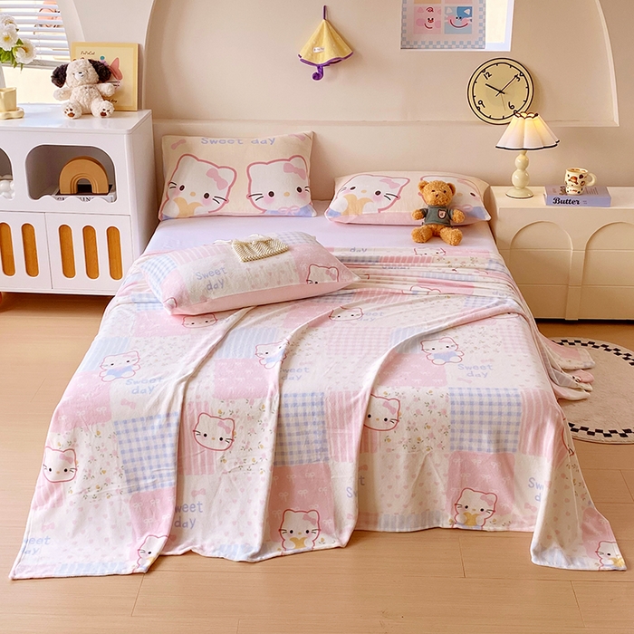 91家纺网 家纺一手货源 找家纺 葡萄家 2025年新款牛奶绒印花单床单萌系卡通床单款 布丁猫