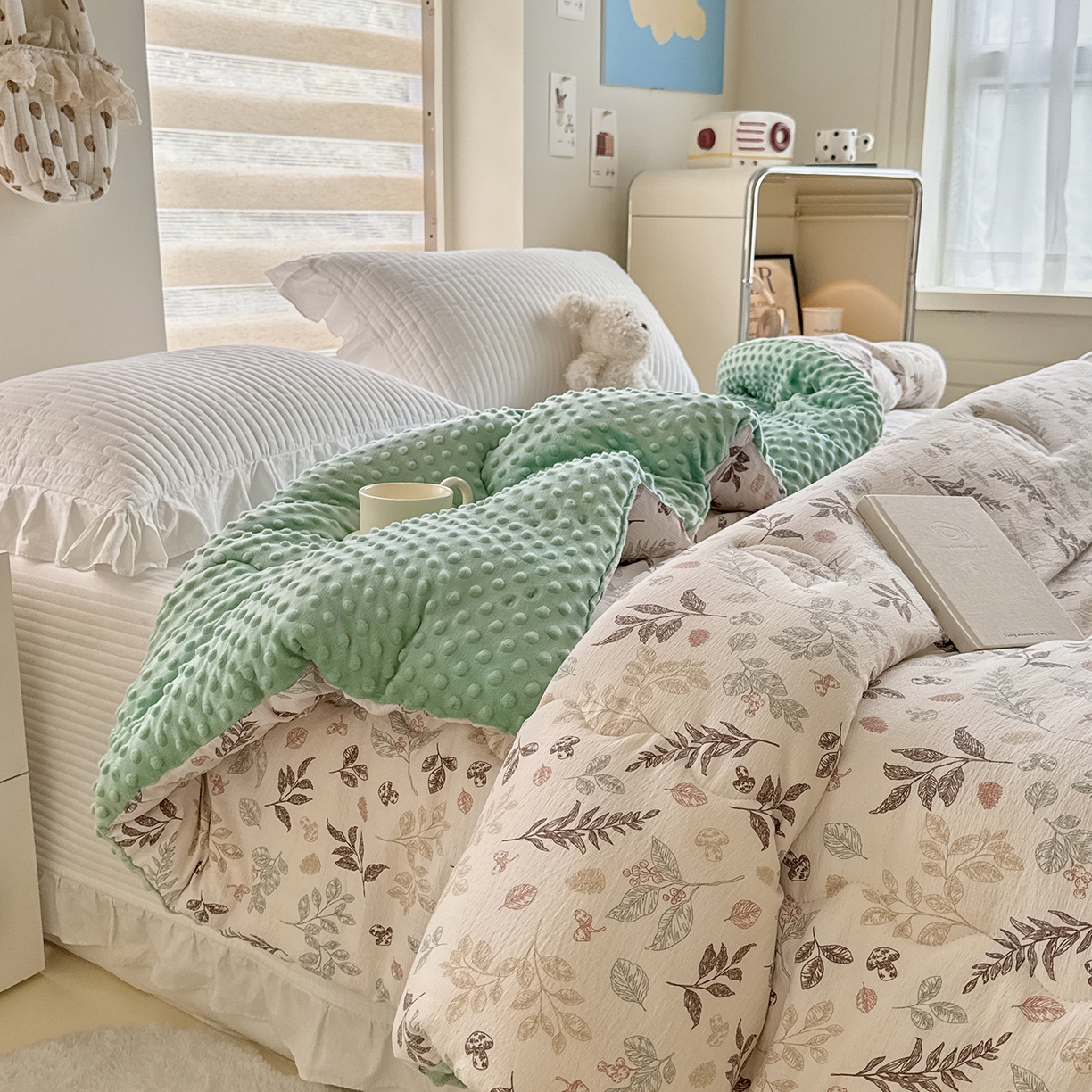 91家纺网 家纺一手货源 找家纺 梵克保罗 2025新款印花豆豆被子被芯 叶知秋