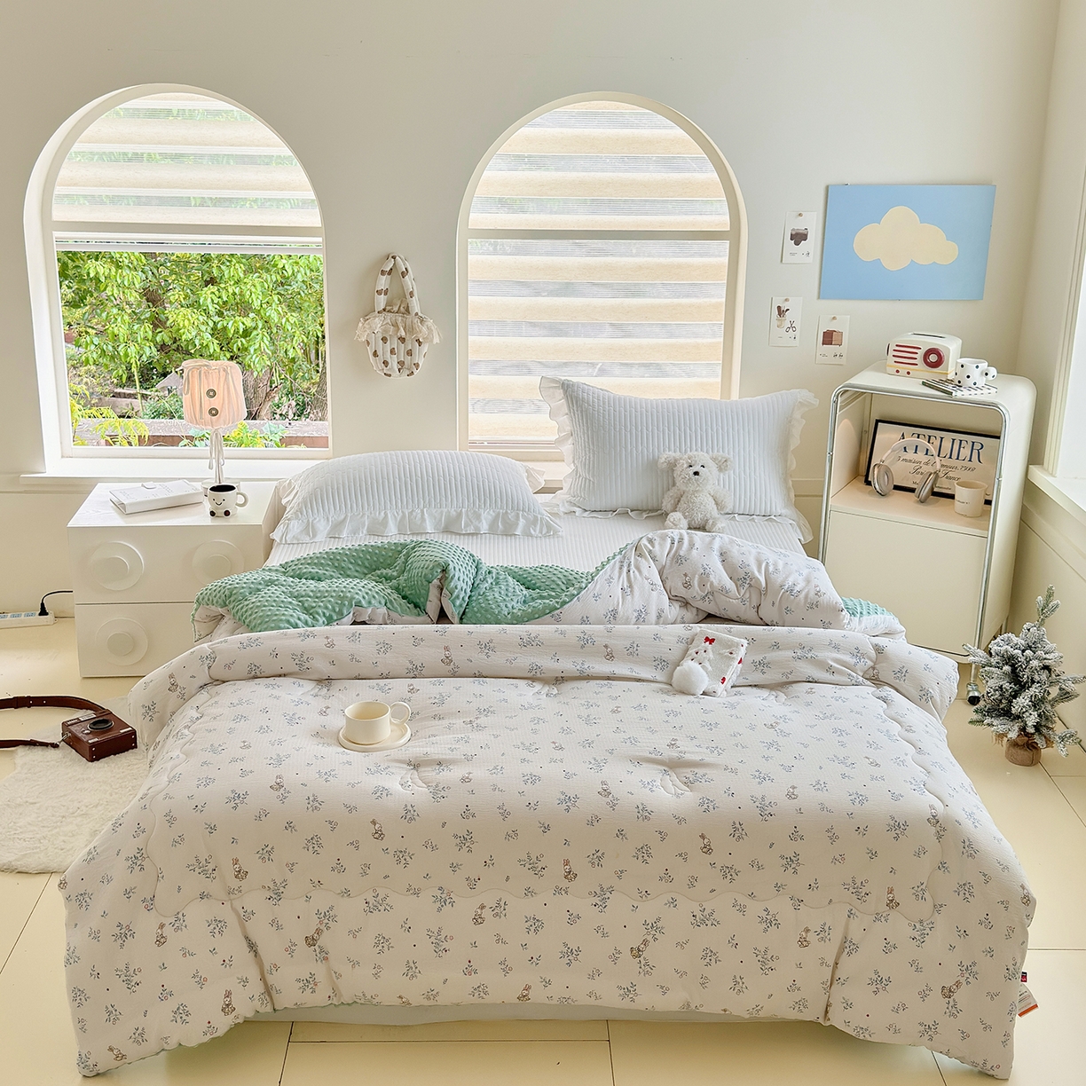 91家纺网 家纺一手货源 找家纺 梵克保罗 2025新款印花豆豆被子被芯 兔跃青丛