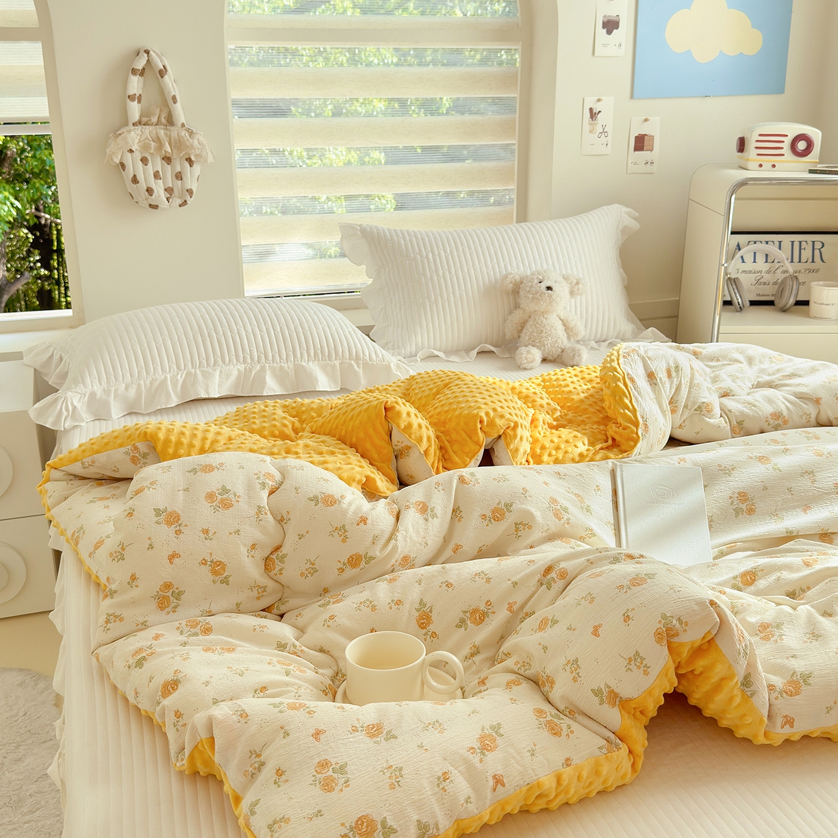 91家纺网 家纺一手货源 找家纺 梵克保罗 2025新款印花豆豆被子被芯 花雾