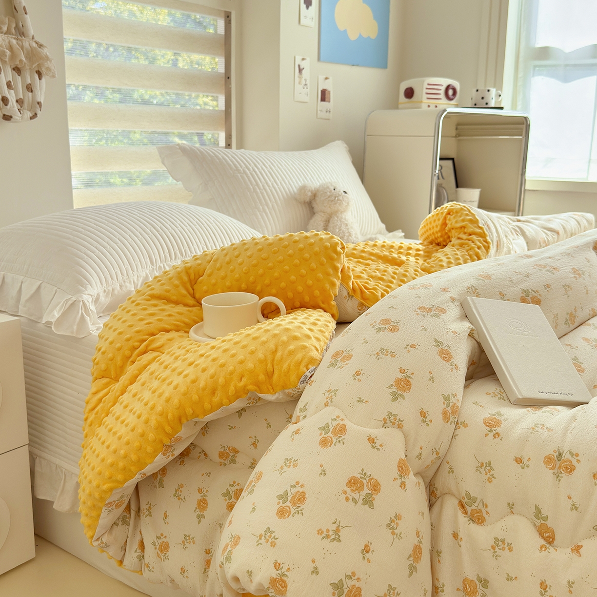 91家纺网 家纺一手货源 找家纺 梵克保罗 2025新款印花豆豆被子被芯 花雾