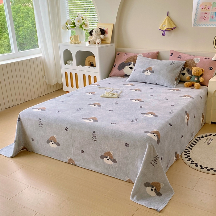 91家纺网 家纺一手货源 找家纺 葡萄家 2025年新款牛奶绒印花单床单萌系卡通床单款 冬日狗