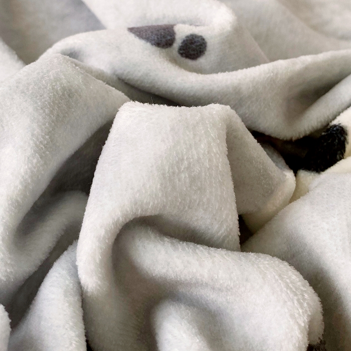 91家纺网 家纺一手货源 找家纺 葡萄家 2025年新款牛奶绒印花单床单萌系卡通床单款 冬日狗