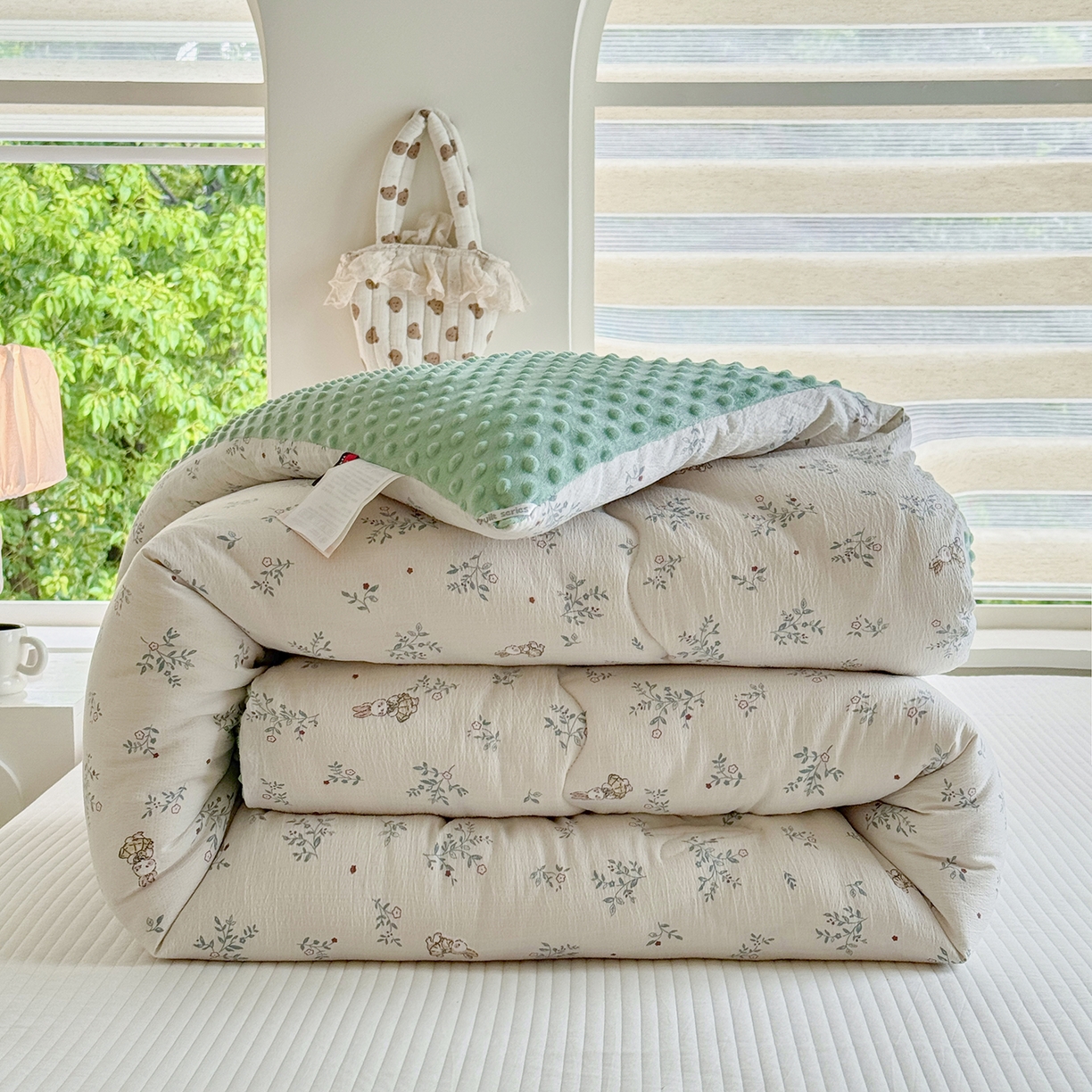 梵克保罗 2025新款印花豆豆被子被芯 兔跃青丛