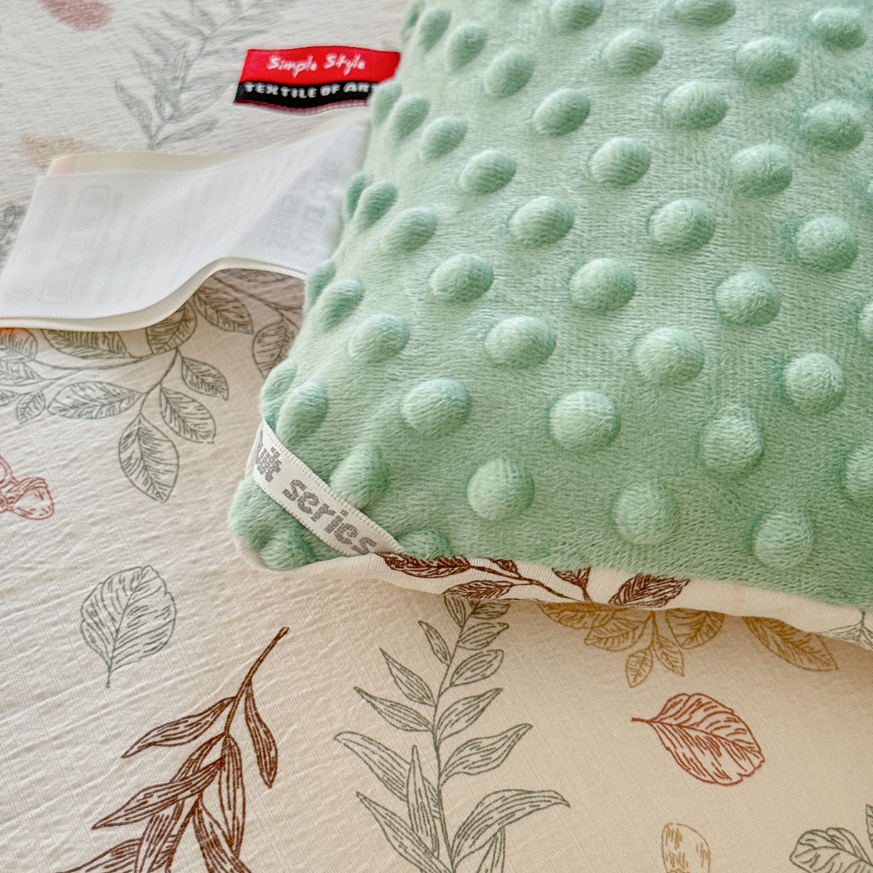 91家纺网 家纺一手货源 找家纺 梵克保罗 2025新款印花豆豆被子被芯 叶知秋