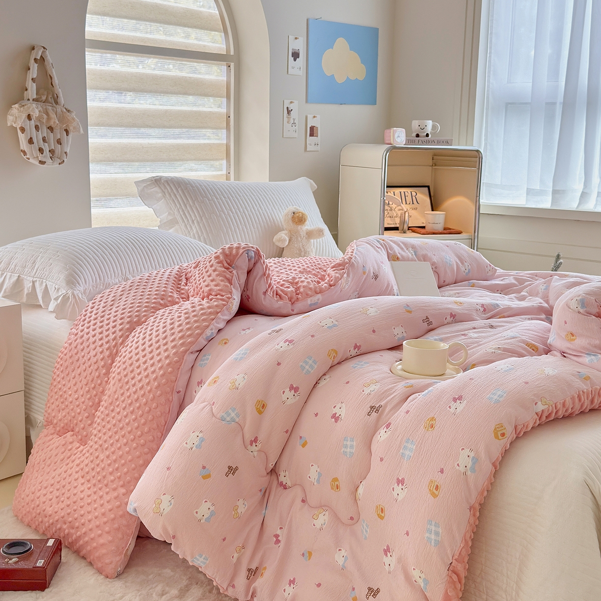 91家纺网 家纺一手货源 找家纺 梵克保罗 2025新款印花豆豆被子被芯 蝴蝶结kt