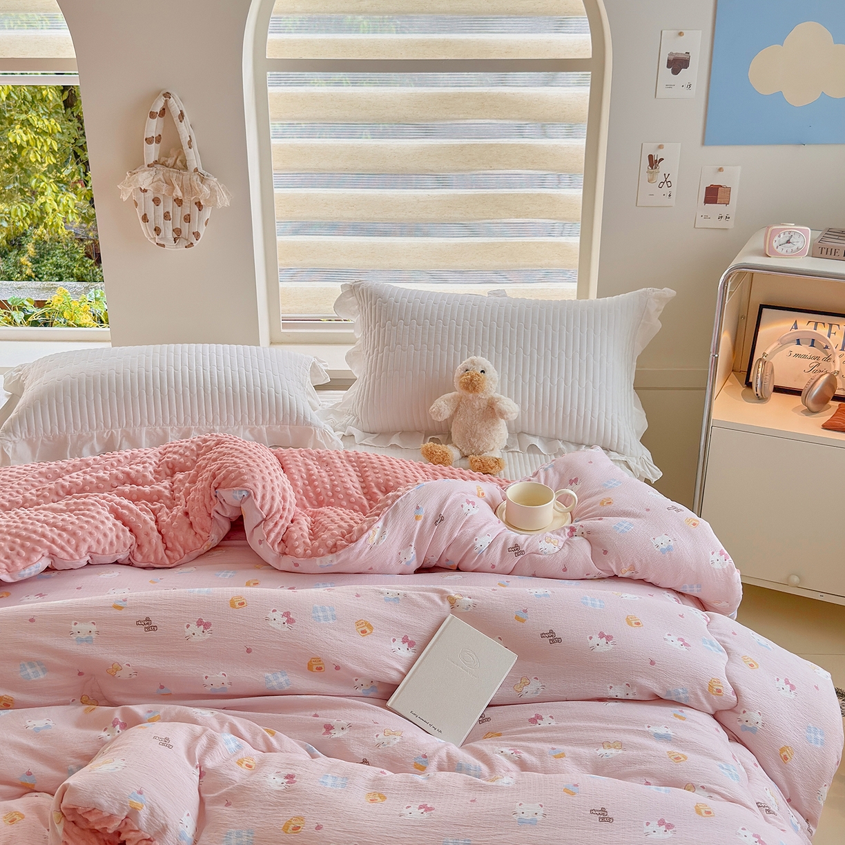 91家纺网 家纺一手货源 找家纺 梵克保罗 2025新款印花豆豆被子被芯 蝴蝶结kt