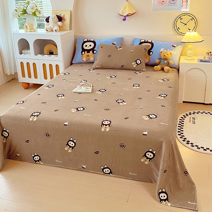 91家纺网 家纺一手货源 找家纺 葡萄家 2025年新款牛奶绒印花单床单萌系卡通床单款 拉蒙