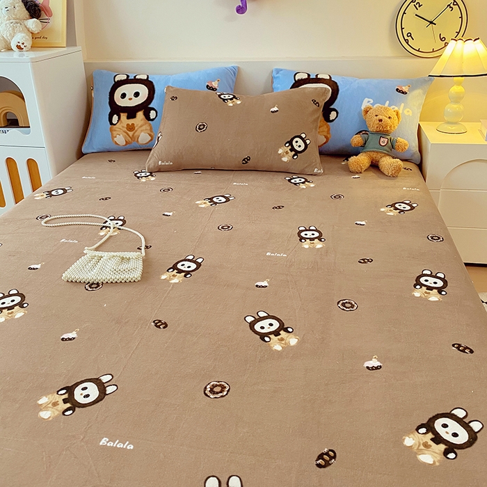 91家纺网 家纺一手货源 找家纺 葡萄家 2025年新款牛奶绒印花单床单萌系卡通床单款 拉蒙