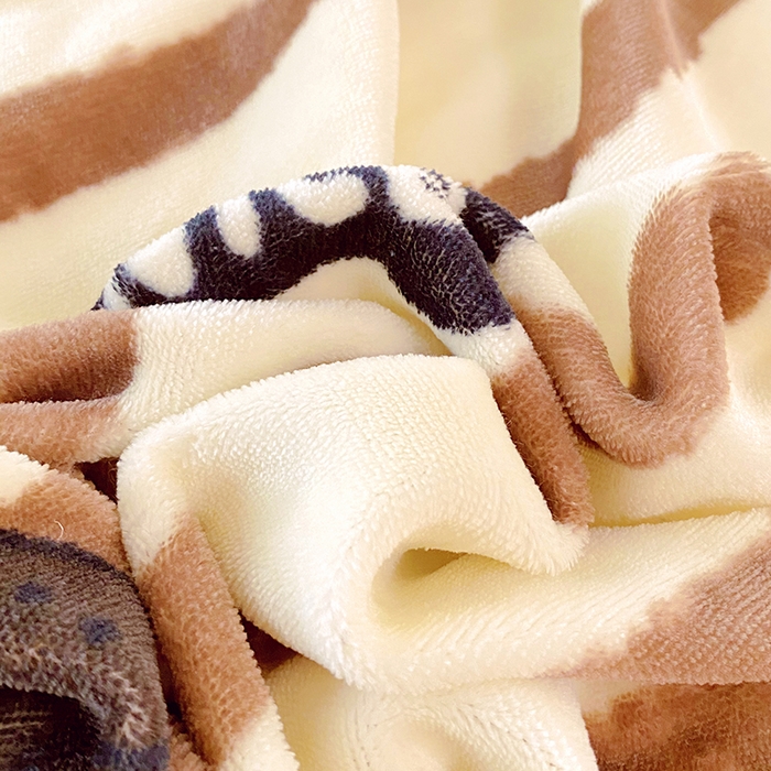 91家纺网 家纺一手货源 找家纺 葡萄家 2025年新款牛奶绒印花单床单萌系卡通床单款 腊肠狗