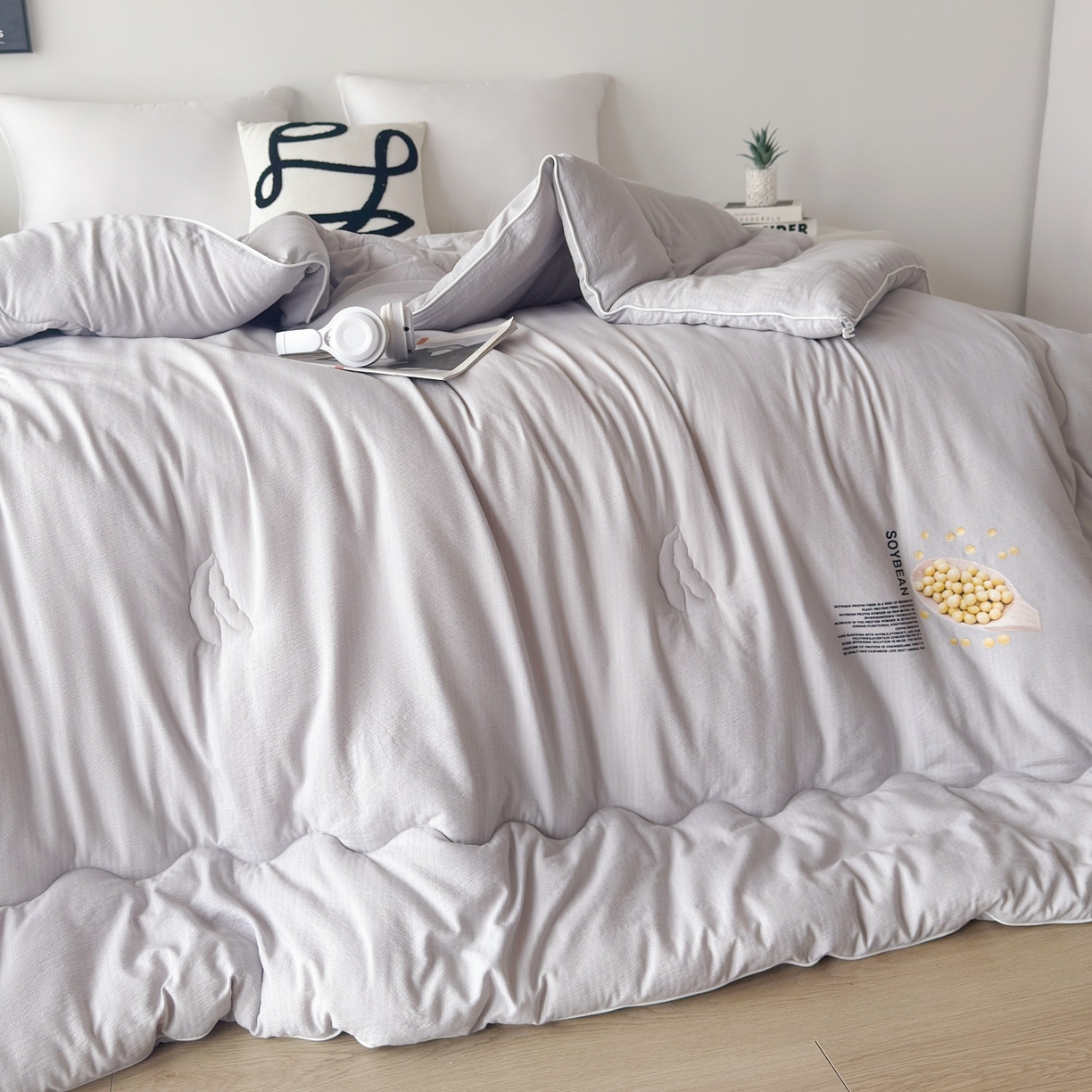 91家纺网 家纺一手货源 找家纺 梵克保罗 2025新款大豆贴贴子母被子被芯 贴贴被-灰色