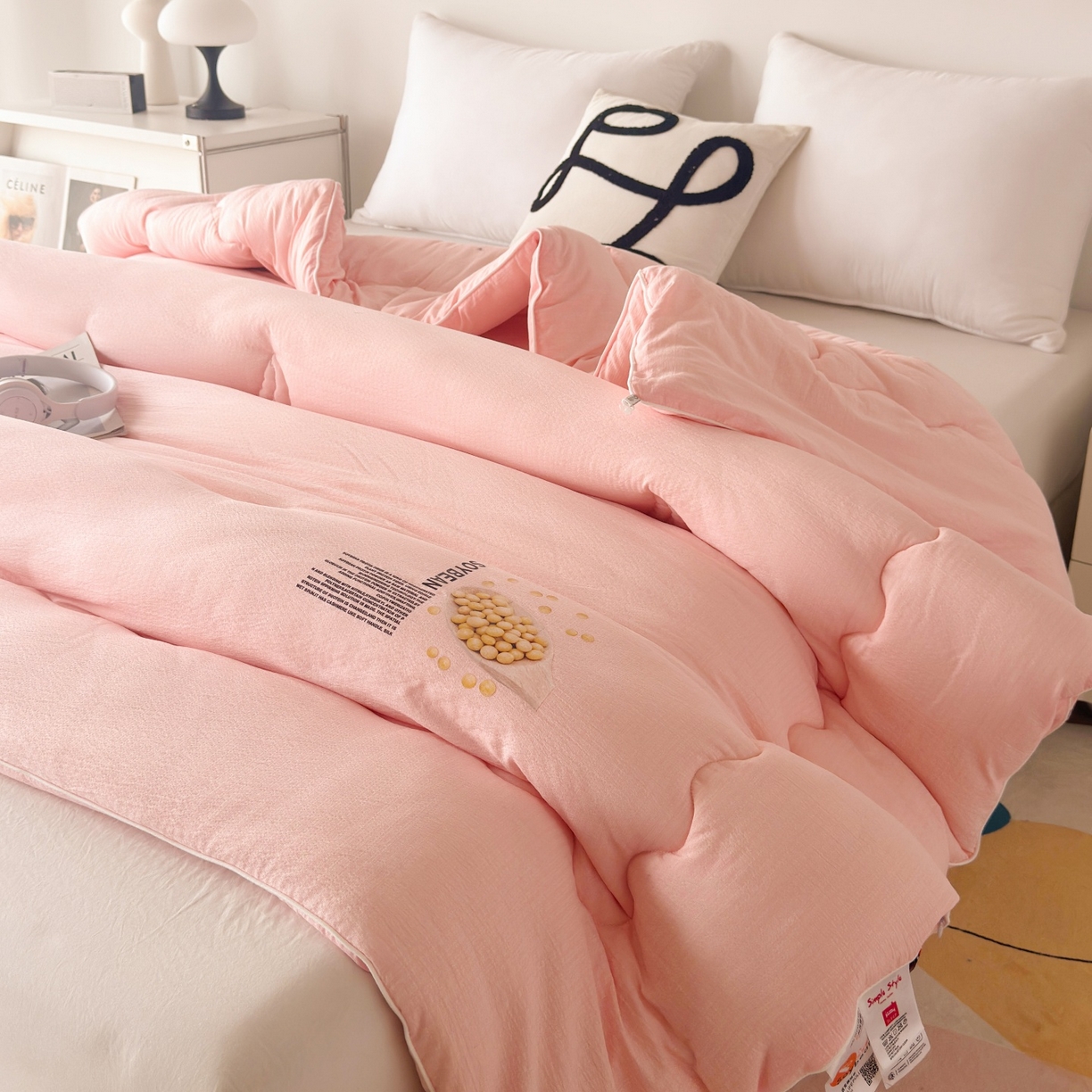 91家纺网 家纺一手货源 找家纺 梵克保罗 2025新款大豆贴贴子母被子被芯 贴贴被-粉玉