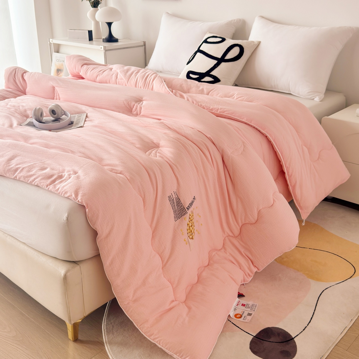 91家纺网 家纺一手货源 找家纺 梵克保罗 2025新款大豆贴贴子母被子被芯 贴贴被-粉玉