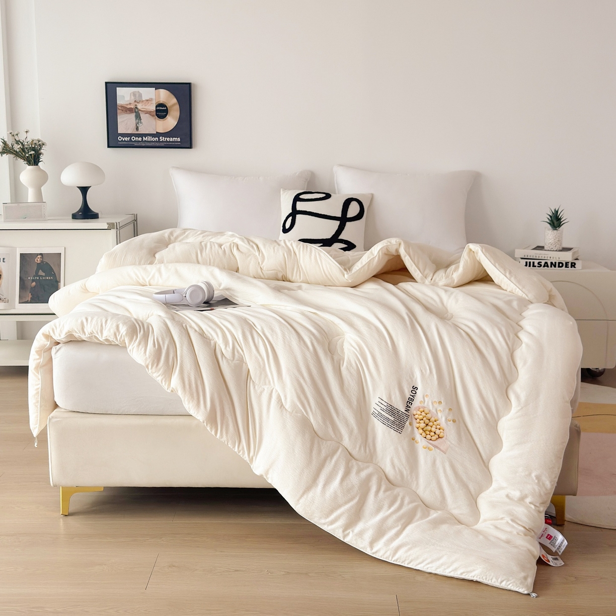 91家纺网 家纺一手货源 找家纺 梵克保罗 2025新款大豆贴贴子母被子被芯 贴贴被-米色